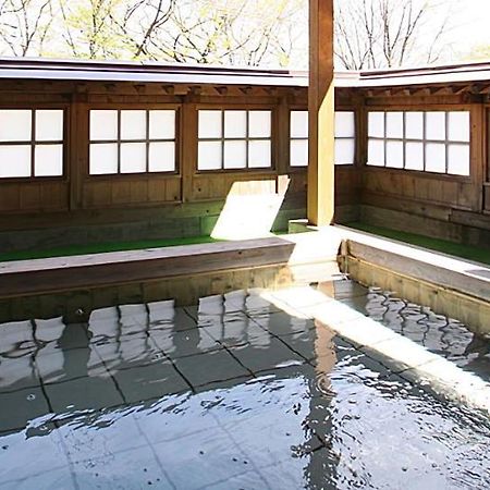 Hotel Ikaho Ginsui Shibukawa Exteriör bild