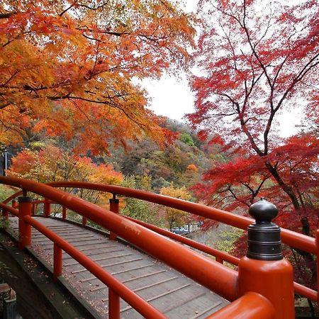 Hotel Ikaho Ginsui Shibukawa Exteriör bild