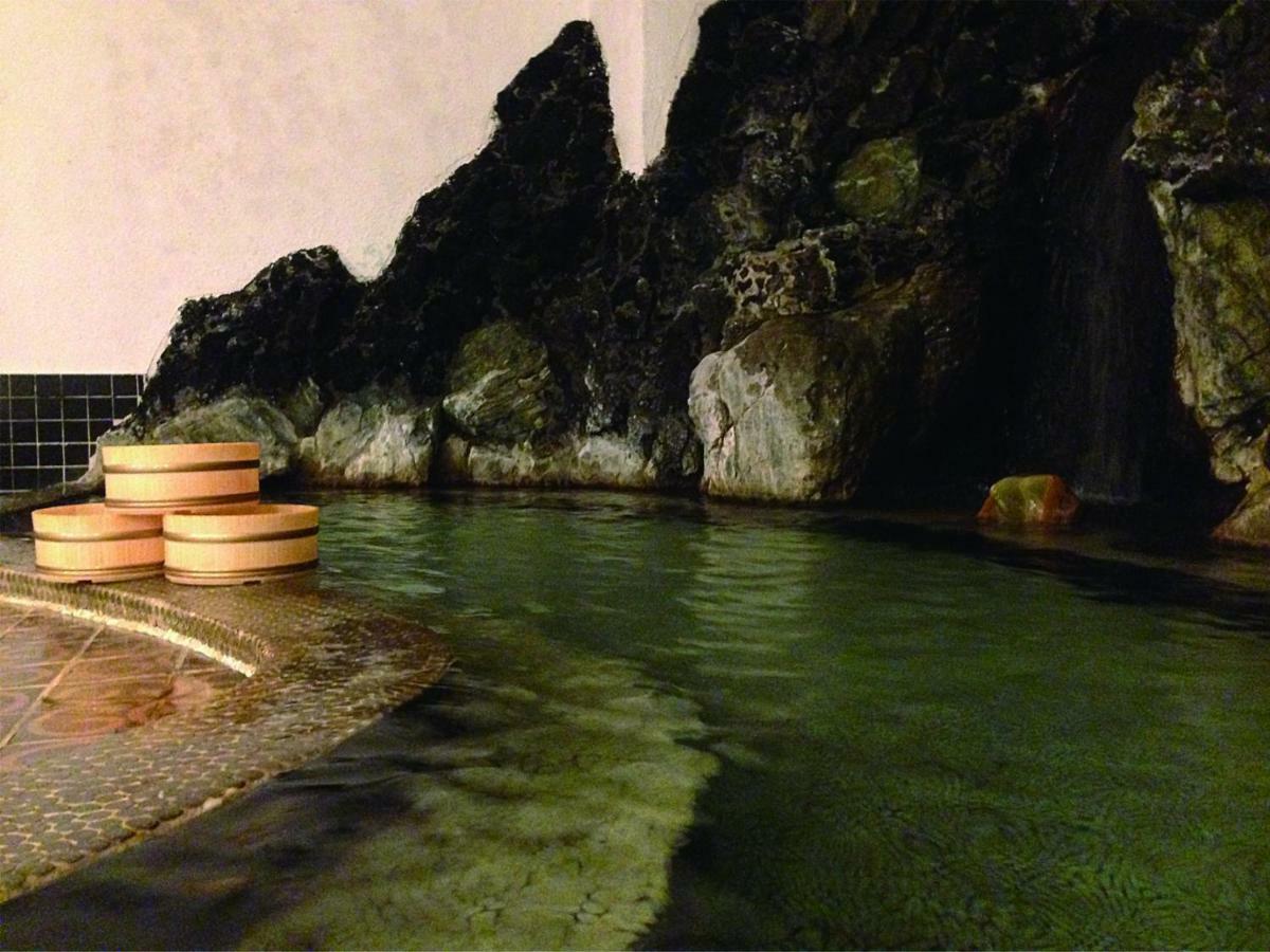 Hotel Ikaho Ginsui Shibukawa Exteriör bild