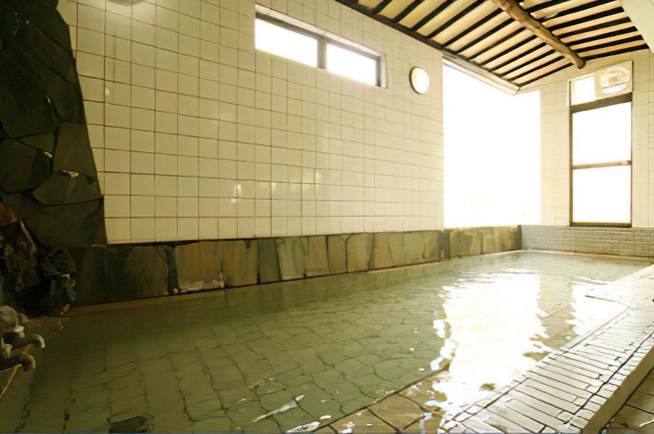 Hotel Ikaho Ginsui Shibukawa Exteriör bild